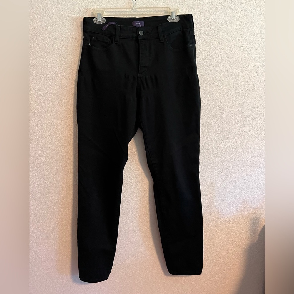 🥞 Black NYDJ Alina Leggings Size 8